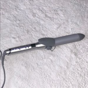 John Freida Curling Iron 1.5”